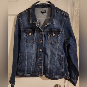Well Worn Brand Women's Dark Blue Jean Jacket, Stretch.